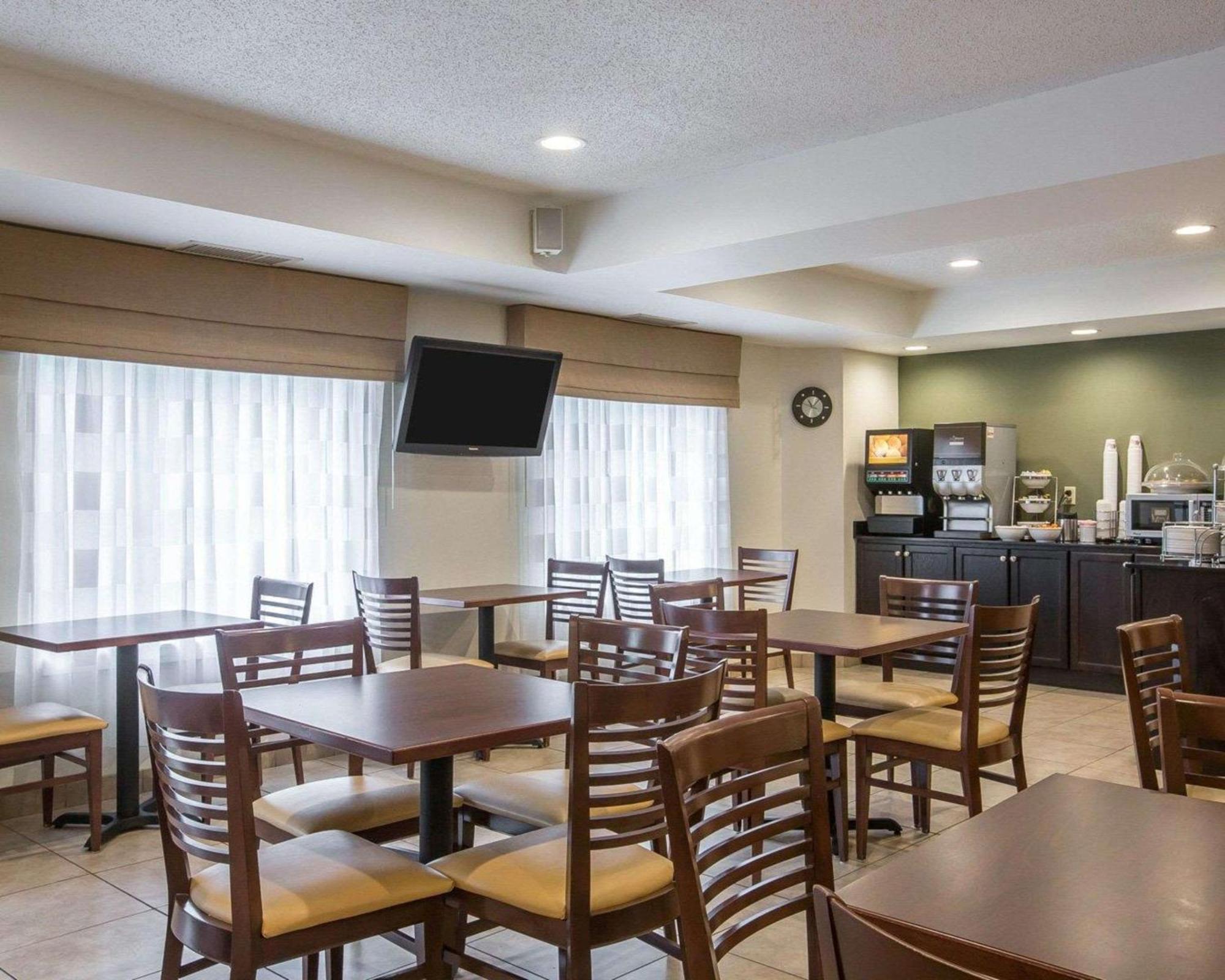 Sleep Inn & Suites Queensbury - Lake George Luaran gambar