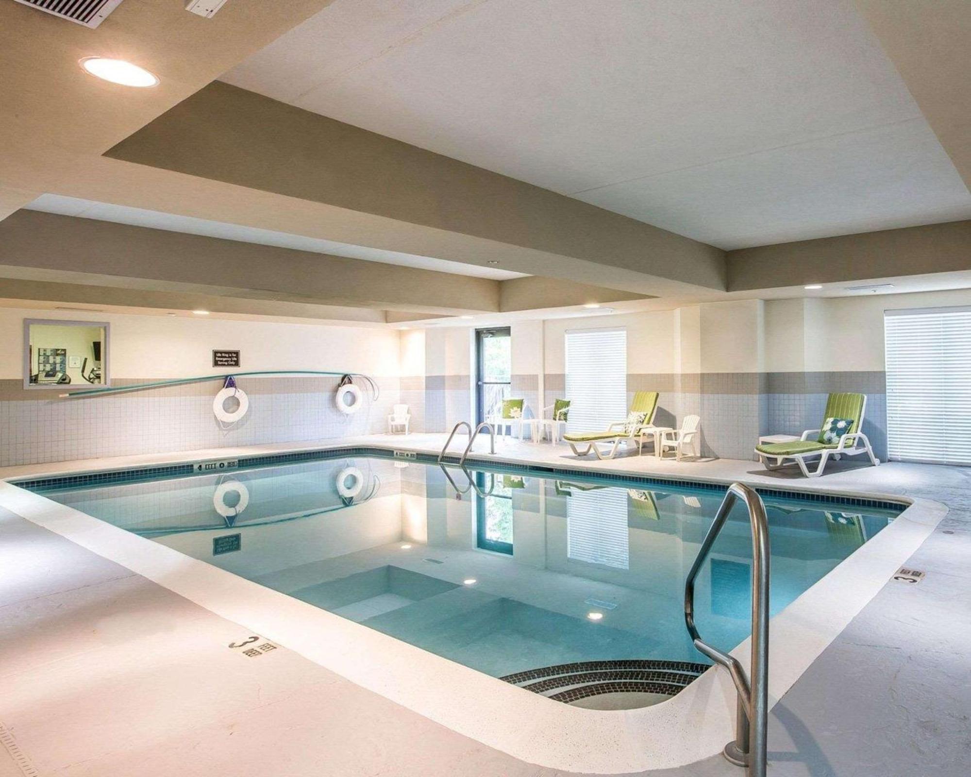 Sleep Inn & Suites Queensbury - Lake George Luaran gambar