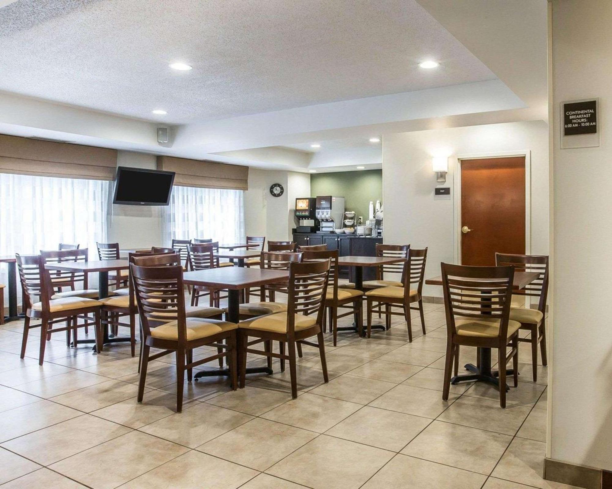Sleep Inn & Suites Queensbury - Lake George Luaran gambar